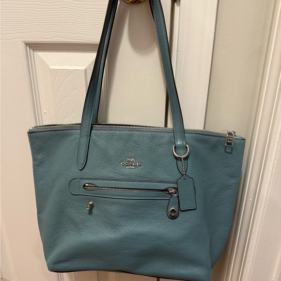 Coach Purse - Picture 1 of 5